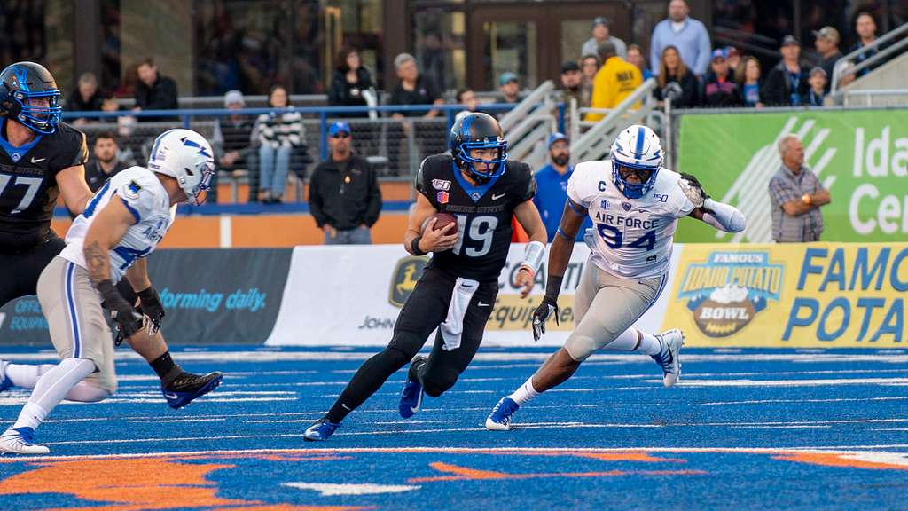 Boise State team playing football.